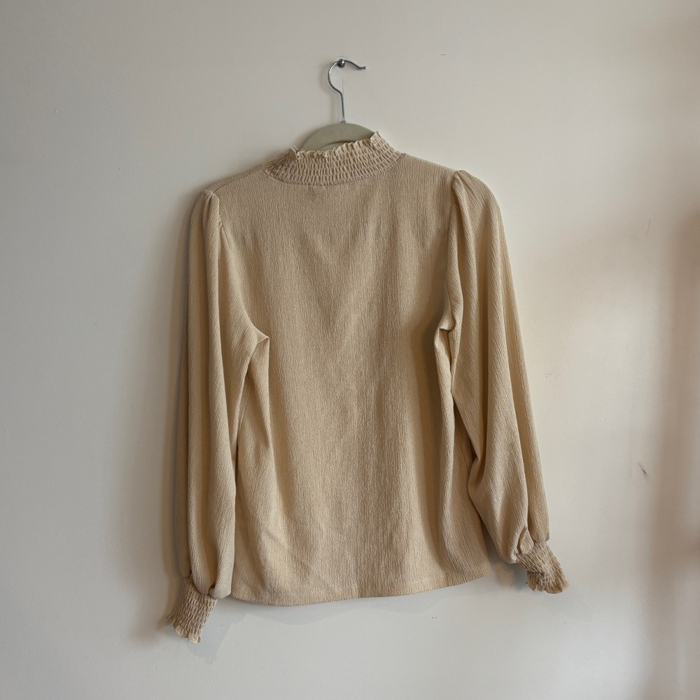 COSTES Mock Neck Blouse